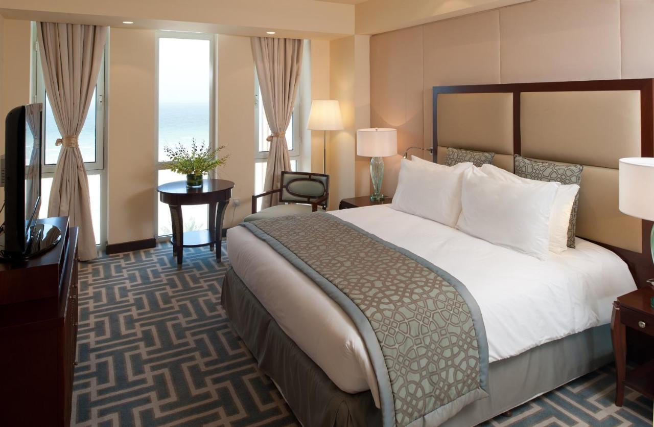 Crowne Plaza Duqm By Ihg Hotel Exterior photo
