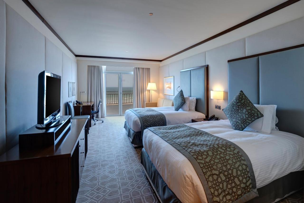 Crowne Plaza Duqm By Ihg Hotel Exterior photo