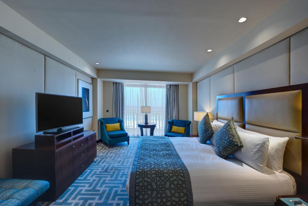 Crowne Plaza Duqm By Ihg Hotel Exterior photo